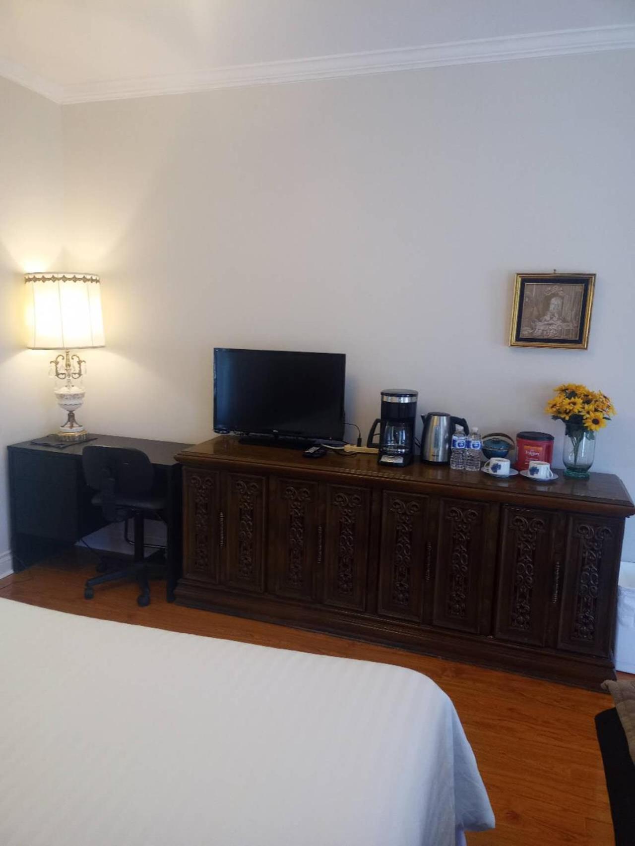 Lakeview Private Suite-Twin Or King Tottenham Buitenkant foto